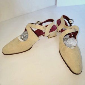 Charles Jourdan Suede Closed toe Low Heel Buckle EXCELLENT CONDITION! Spain